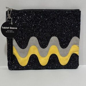 Black Glitter and Wavy Tablet Sleeve